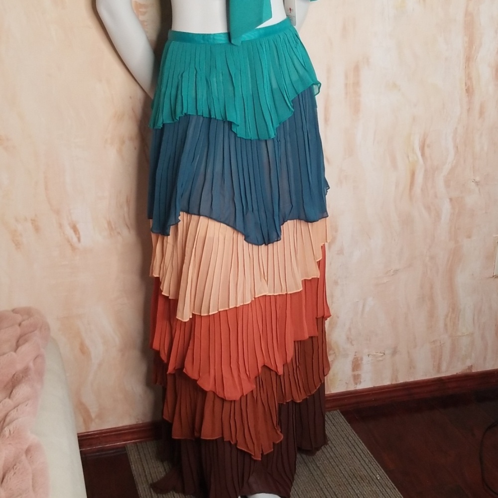 Fall Layered Skirt Medium - Picture 3 of 6